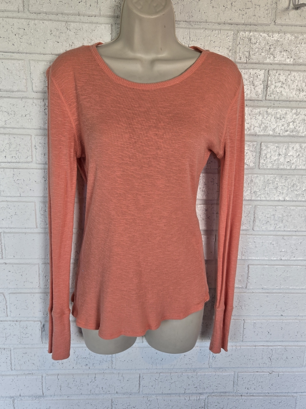Vanity Women's Large Coral Ribbed Waffle Knit Long Sleeve Top.   #1230